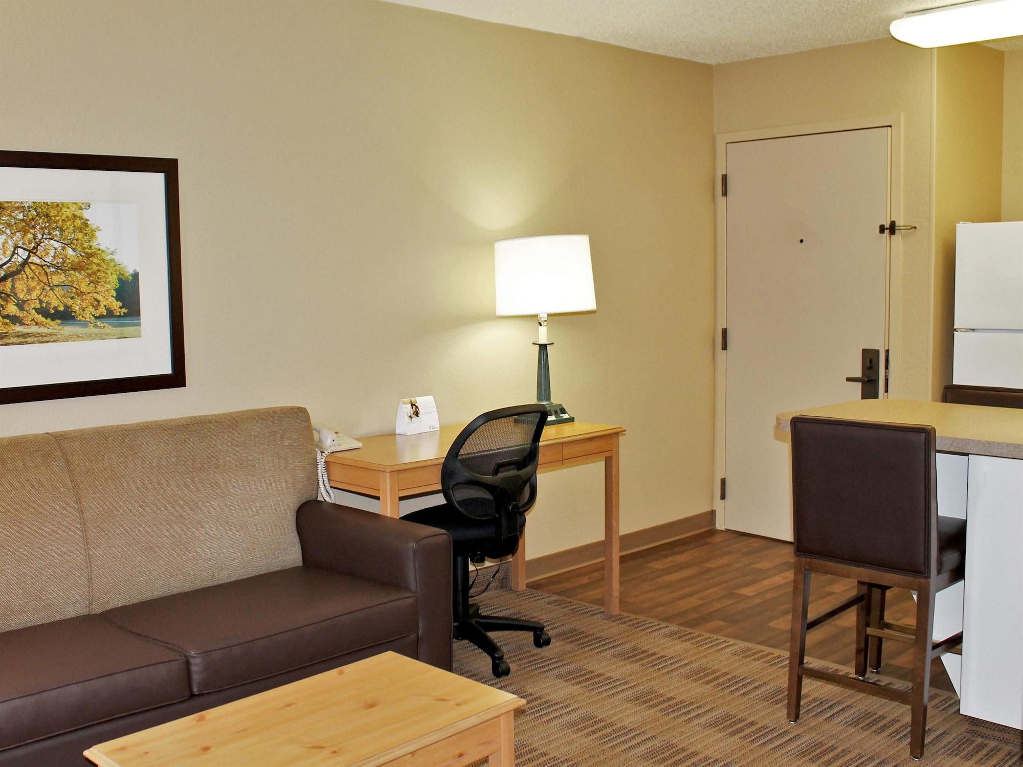 Extended Stay America Select Suites - Chicago - Naperville - East Exterior photo