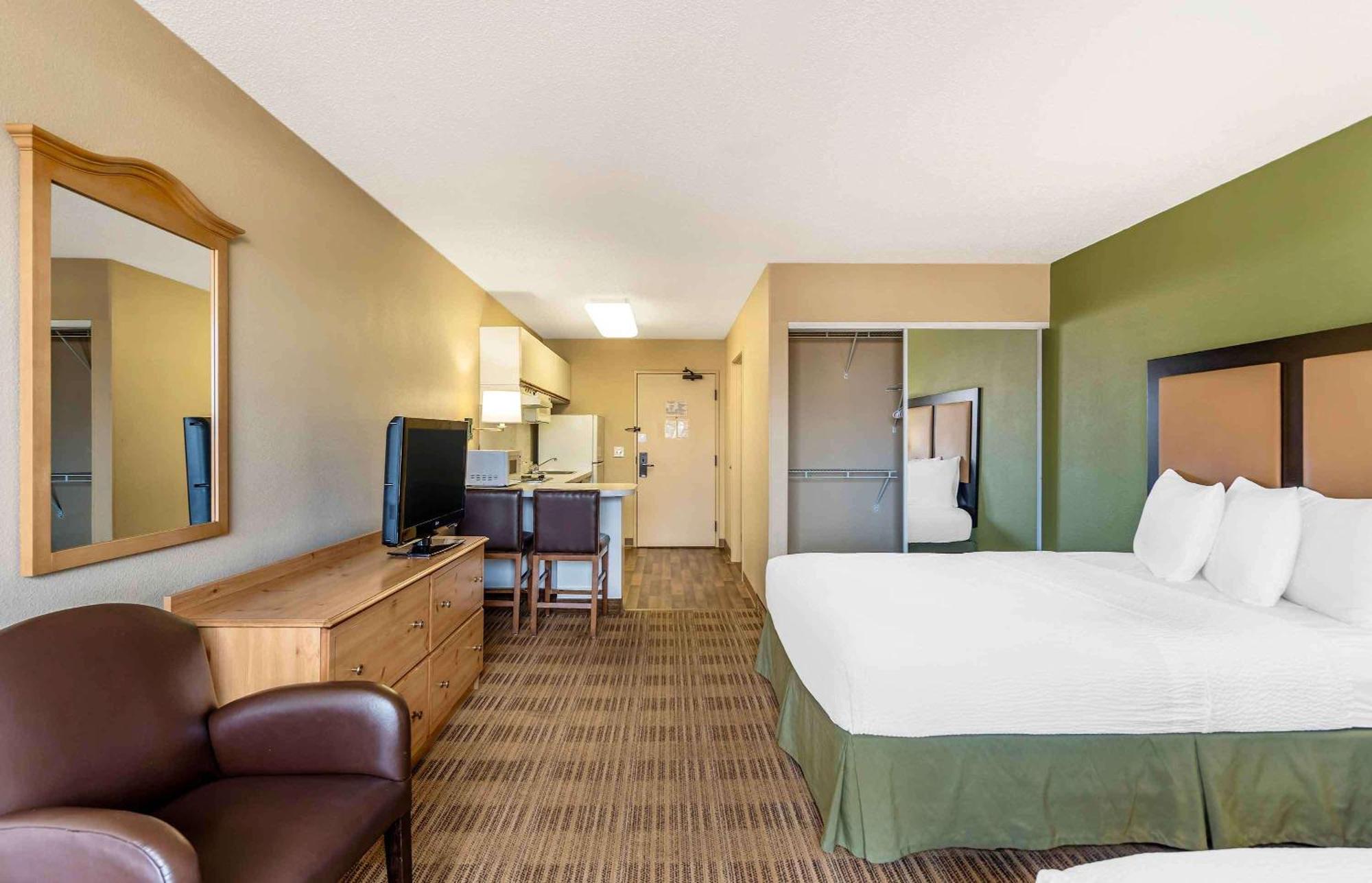 Extended Stay America Select Suites - Chicago - Naperville - East Exterior photo